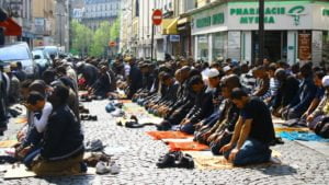 Dix mesures pour limiter l'islamisation de l'Europe